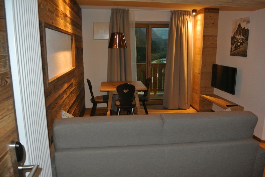 Chalet Prades Dolomiti Lodges La Villa  Pokoj fotografie